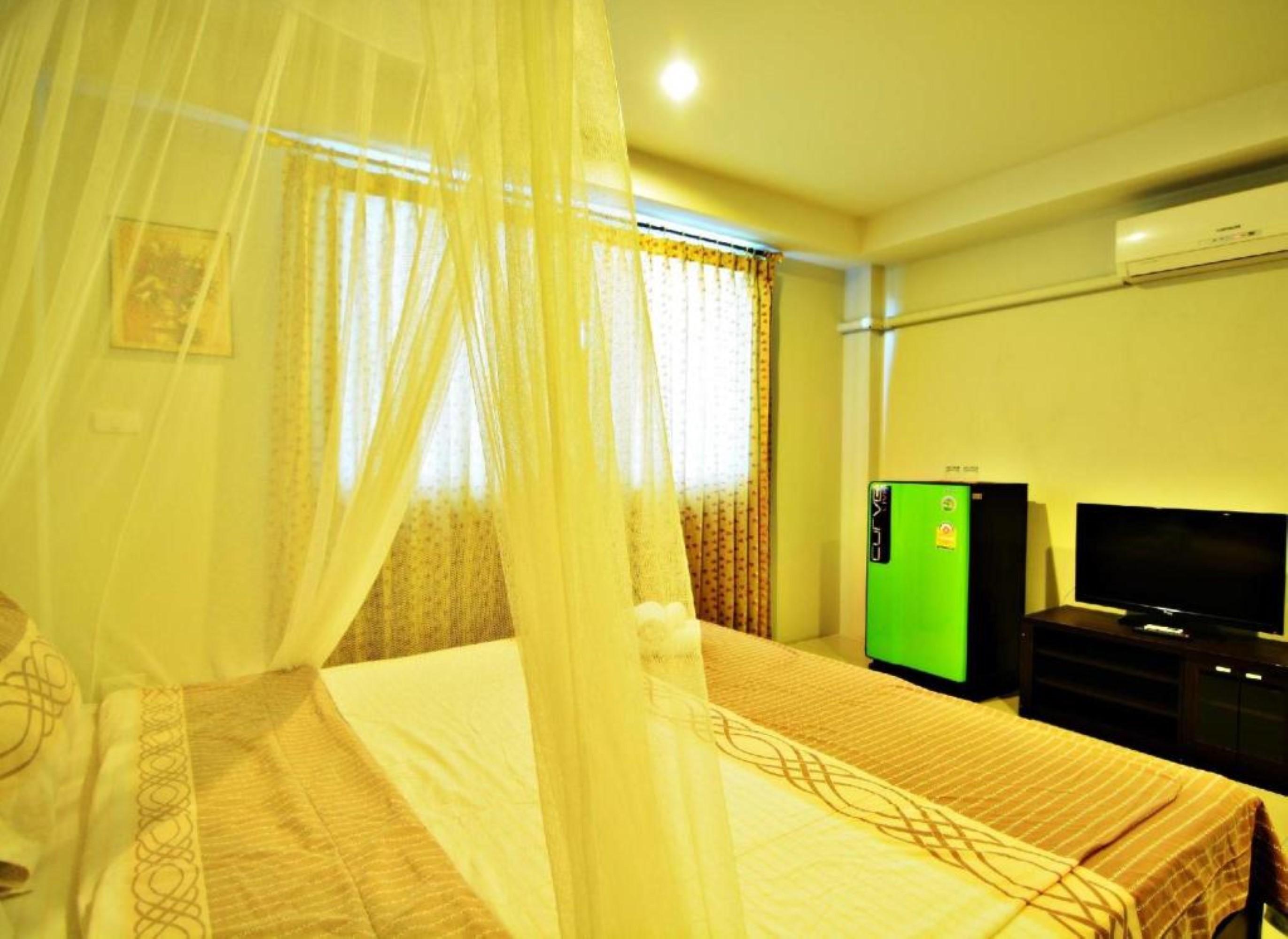 The Day Hotel Chonburi Extérieur photo