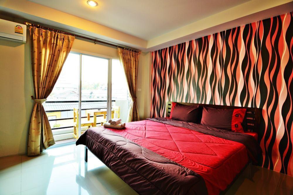 The Day Hotel Chonburi Extérieur photo