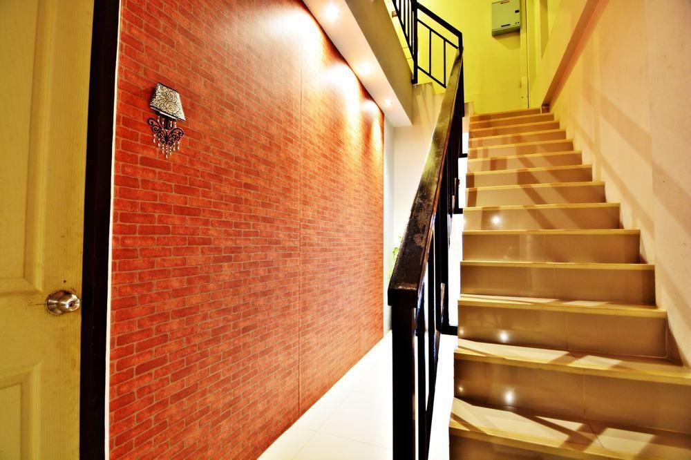 The Day Hotel Chonburi Extérieur photo